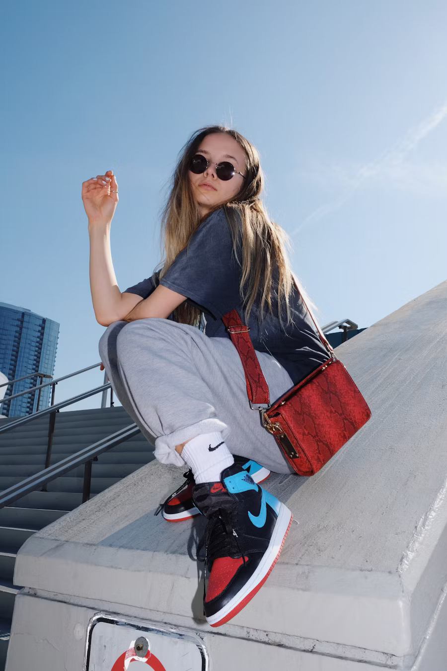 A model wearing Urban Sportswear Combo